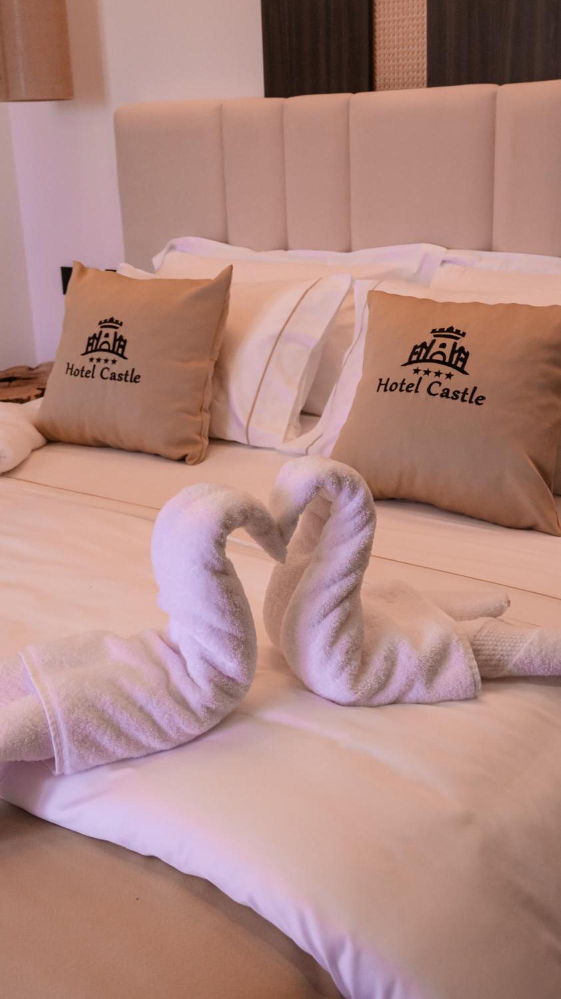 Hotel Castle คซามิล ภายนอก รูปภาพ